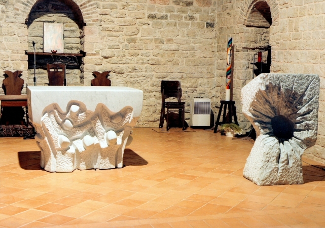 Altare e ambone in marmo Bianco Carrara