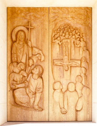 Porta a due battenti in legno di olmo